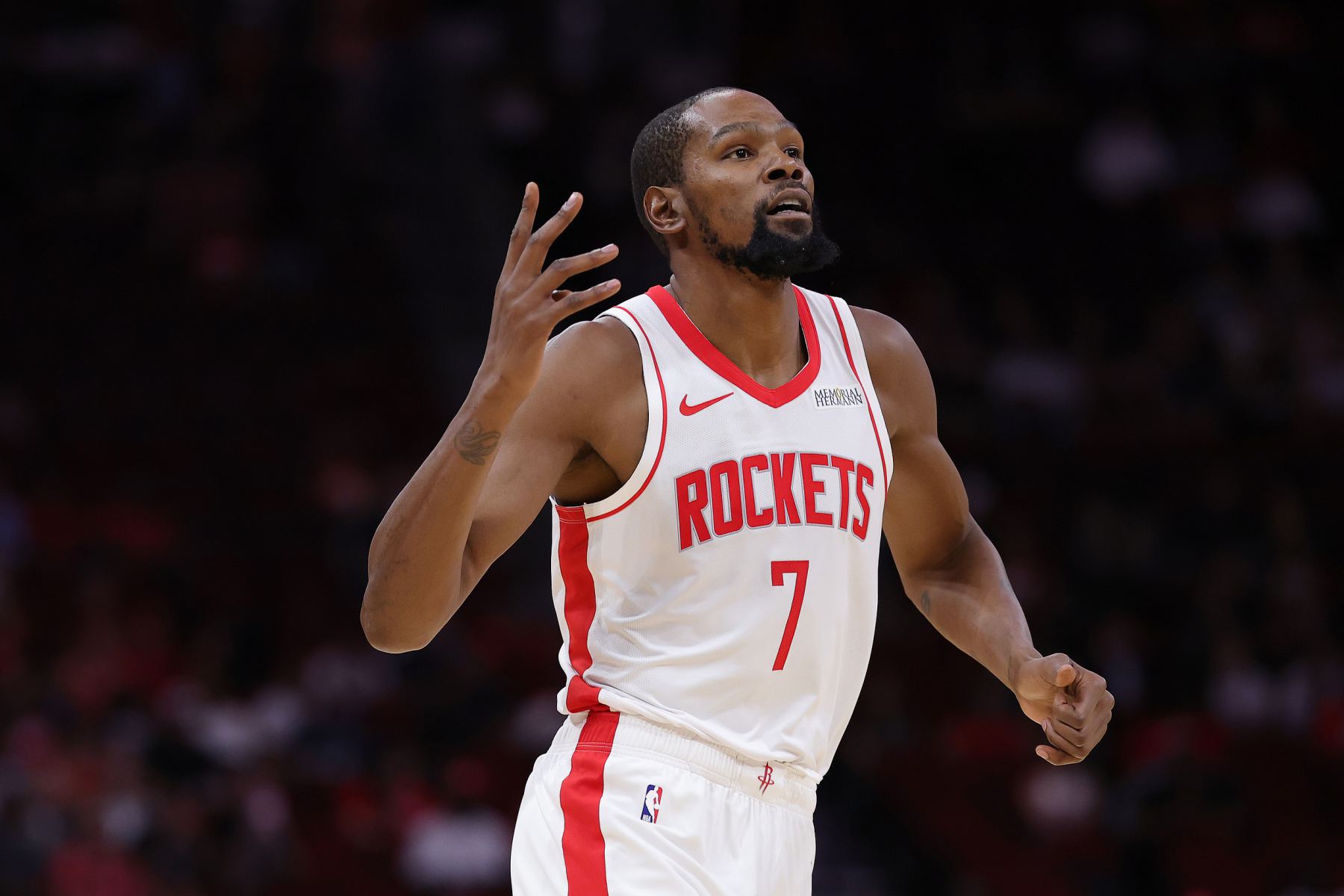Chỉ còn 6 đội chưa thắng trận nào cho đến mùa này: Mavericks, Pelicans, Pacers, Nets, Rockets, Celtics