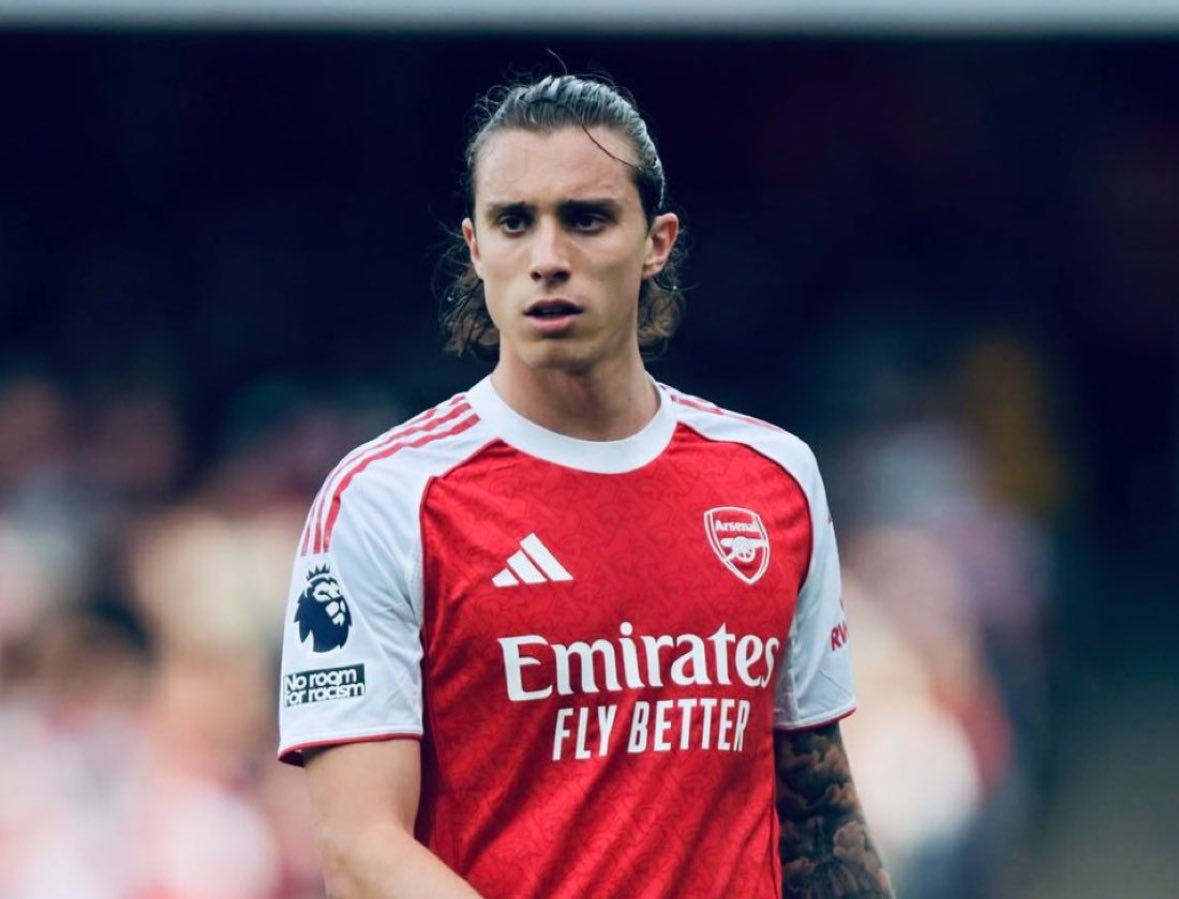 Romano: Calafioli rút lui khỏi trại huấn luyện, không dính chấn thương và có thể ra sân ở trận Derby Bắc London
