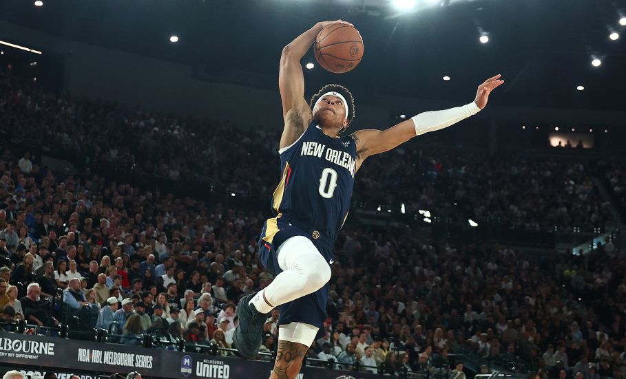 Fells đã đóng góp 8 lần đánh chặn trong một trận đấu, lập kỷ lục NBA mới cho các cầu thủ trẻ.