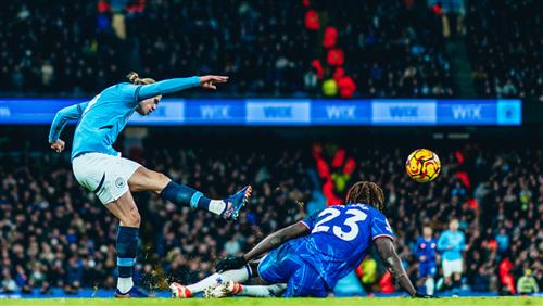 Manchester City đấu với Chelsea
