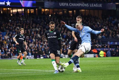 Manchester City đấu với Feyenoord