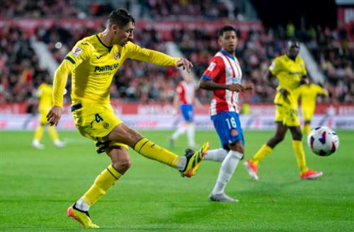 Girona đấu với Villarreal