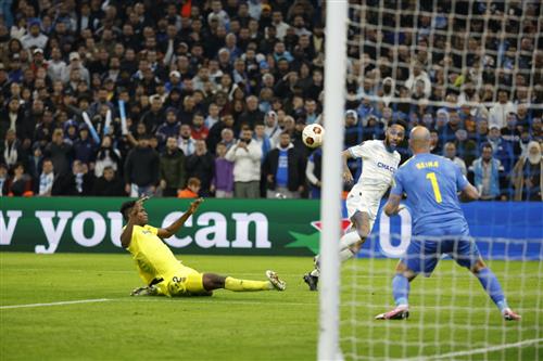 Marseille đấu với Villarreal