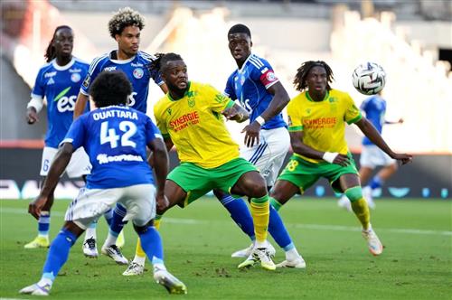 Strasbourg đấu với Nantes