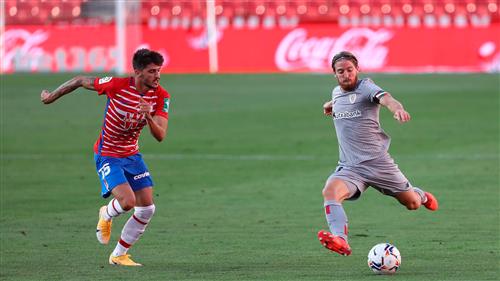 Granada đấu với Athletic Bilbao