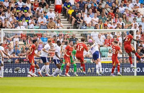 Bắc Preston vs Liverpool