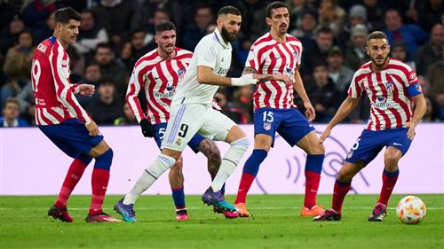 Real Madrid đấu với Atletico Madrid