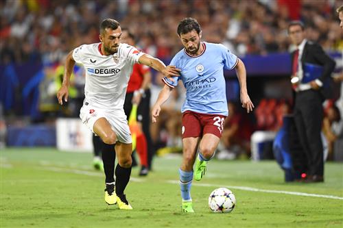 Manchester City đấu với Sevilla