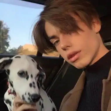 6686体育钻石作者Reese