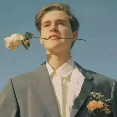 6686体育银牌作者Violet