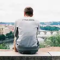 6686体育首席作者Violet