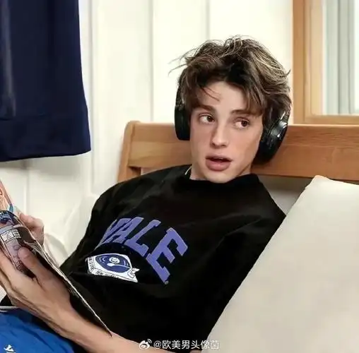 6686体育铜牌作者Edith