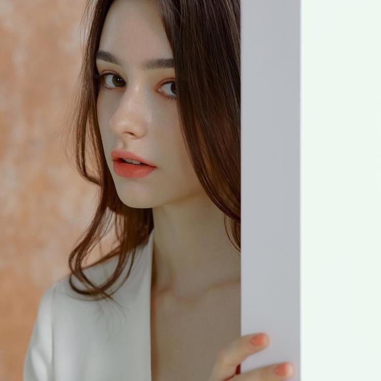 6686体育钻石作者Phoenix