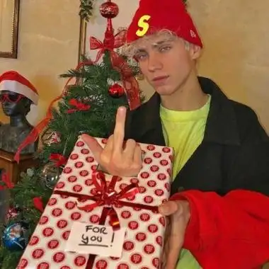 6686体育钻石作者Erica