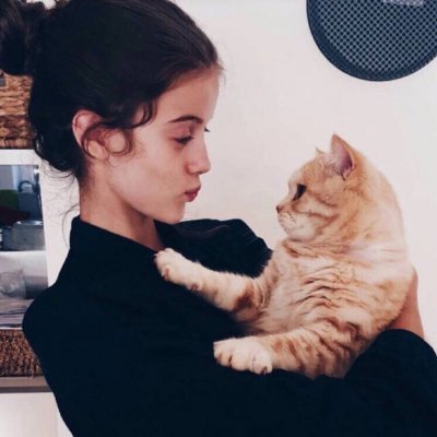 6686体育金牌作者Chloe