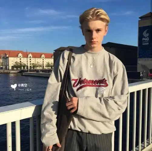 6686体育海外作者Ophelia