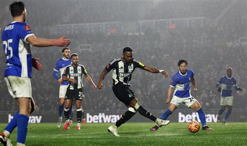 Thành phố Birmingham vs Newcastle United