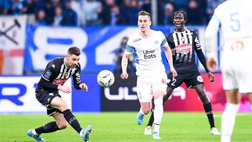 Marseille đấu với Angers SCO
