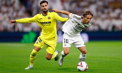 Real Madrid đấu với Villarreal