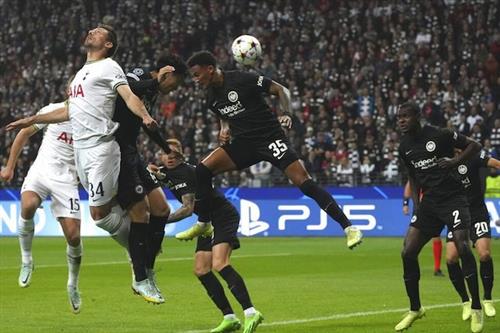 E. Frankfurt vs Marseille