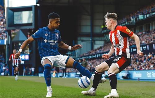 Thị trấn Ipswich vs Brentford