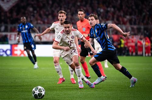 Bayern Munich đấu với Inter Milan